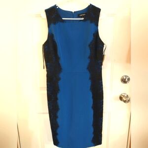 Chetta B Royal Blue Dress with Black Lace Accents Size 8. New with Tags.